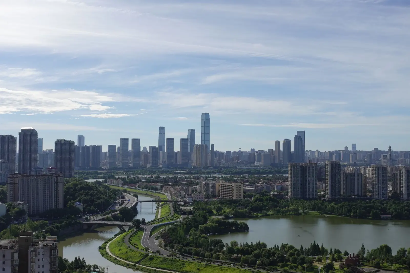 上海二手商品回收处置全流程指南：企业与个人闲置资产高效变现方案