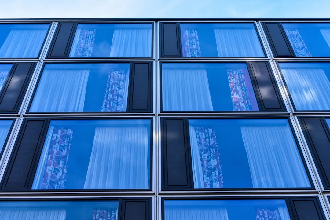上海二手交易平台服务升级：闲置资产处置效率提升新路径